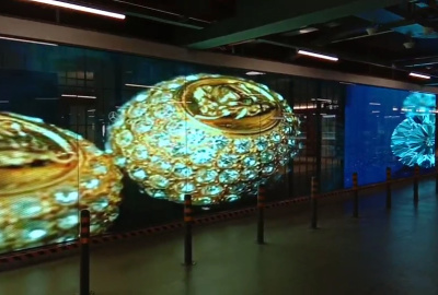 北京市大兴国际机场led透明屏案例200㎡展示